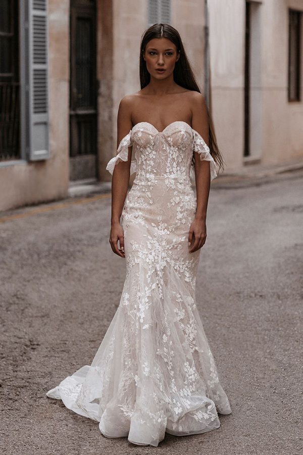 E166 CILKA ABELLA WEDDING DRESS