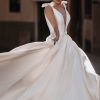 E173 MOLLY ABELLA WEDDING DRESS