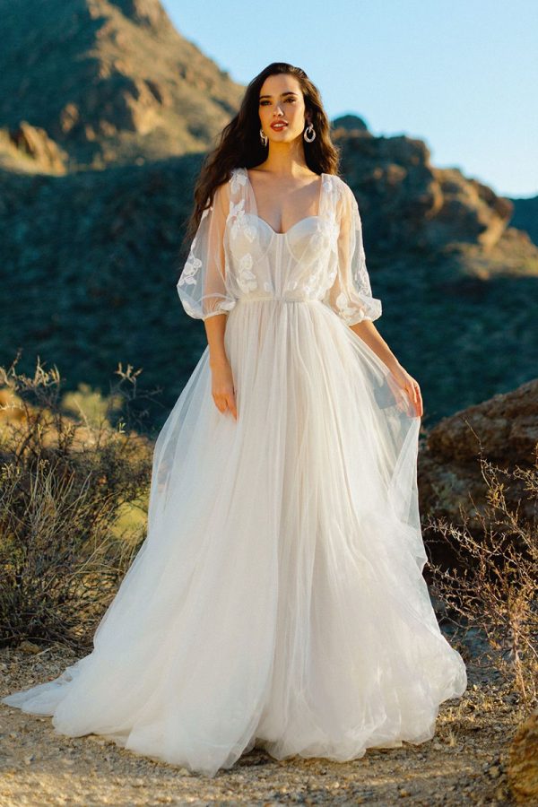 Wilderly Bride Bridal Gown F235 Justina with JustinaÕs bodice