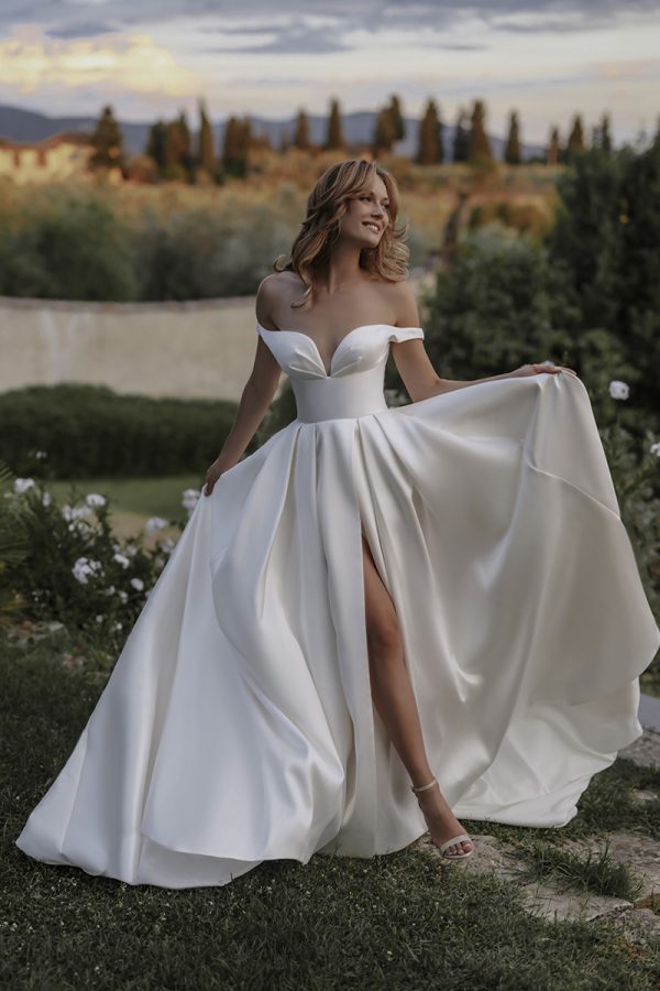 Abella_E300 White Wedding Dress