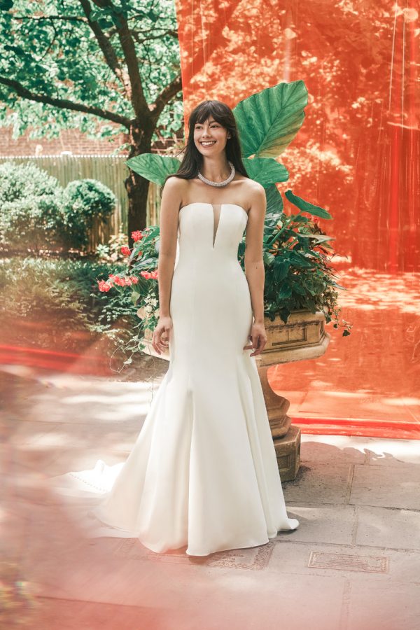 Logan gown draws inspiration from the timelessness of an understated strapless silhouette