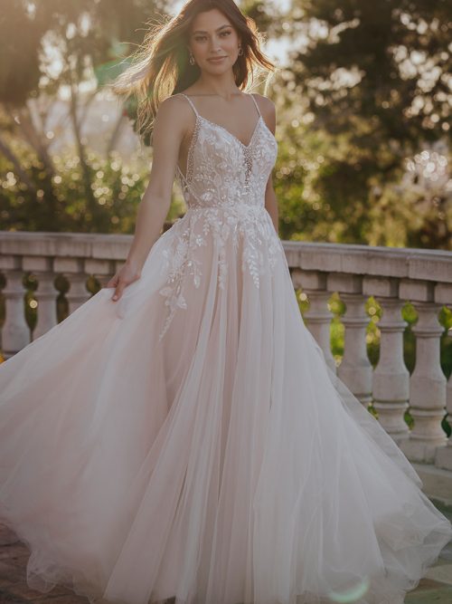 R3657 Allure Romance