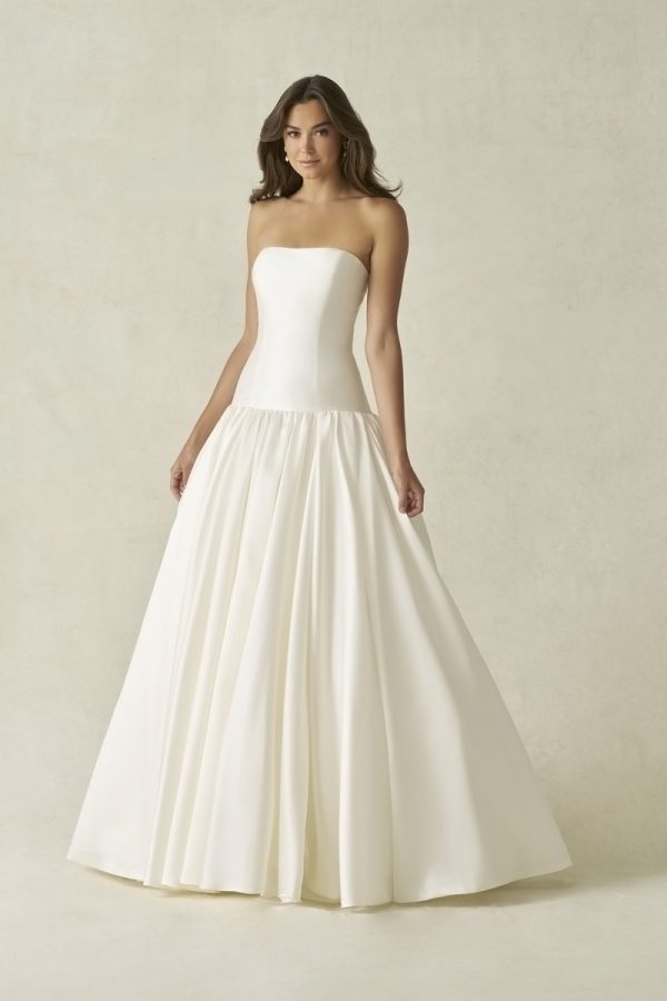 strapless A-line gown is crafted from textured Dupioni,