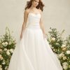 R3900 Allure Romance