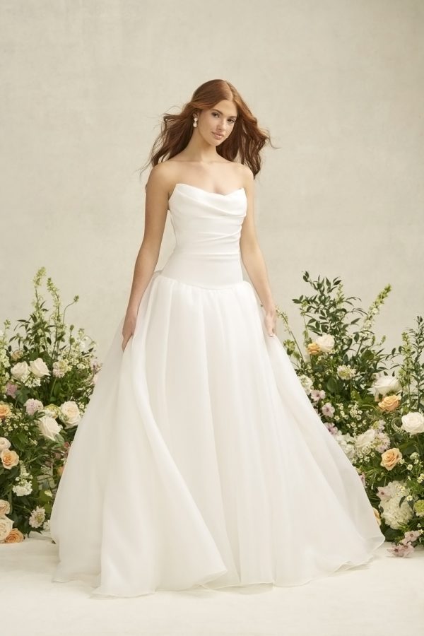 R3900 Allure Romance