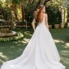 R3907 Allure Romance