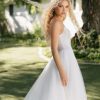 R3917 Allure Romance