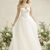 R3917 Allure Romance